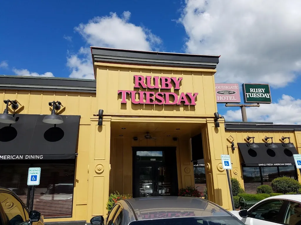 Ruby Tuesday restaurant in Cambridge, OH