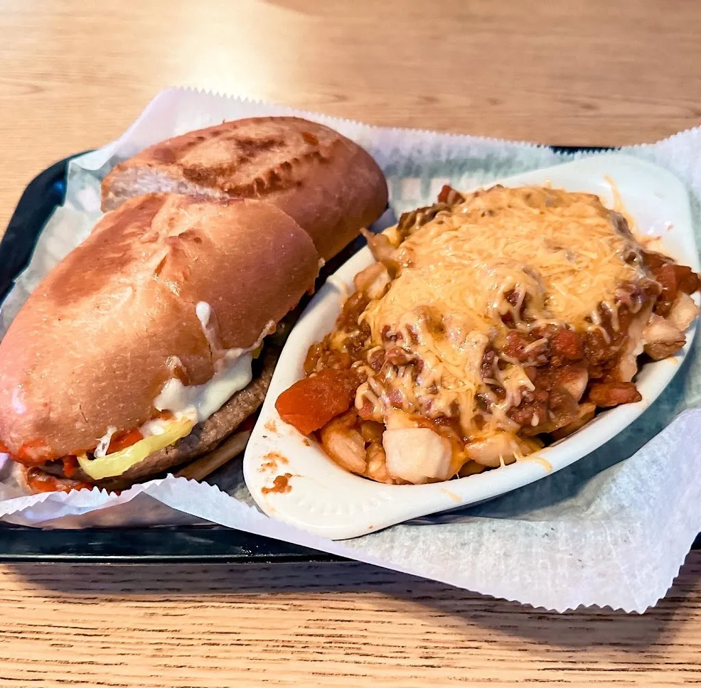 Alyson Bailey_Down the Pike Bar_West Carrollton, OH_review