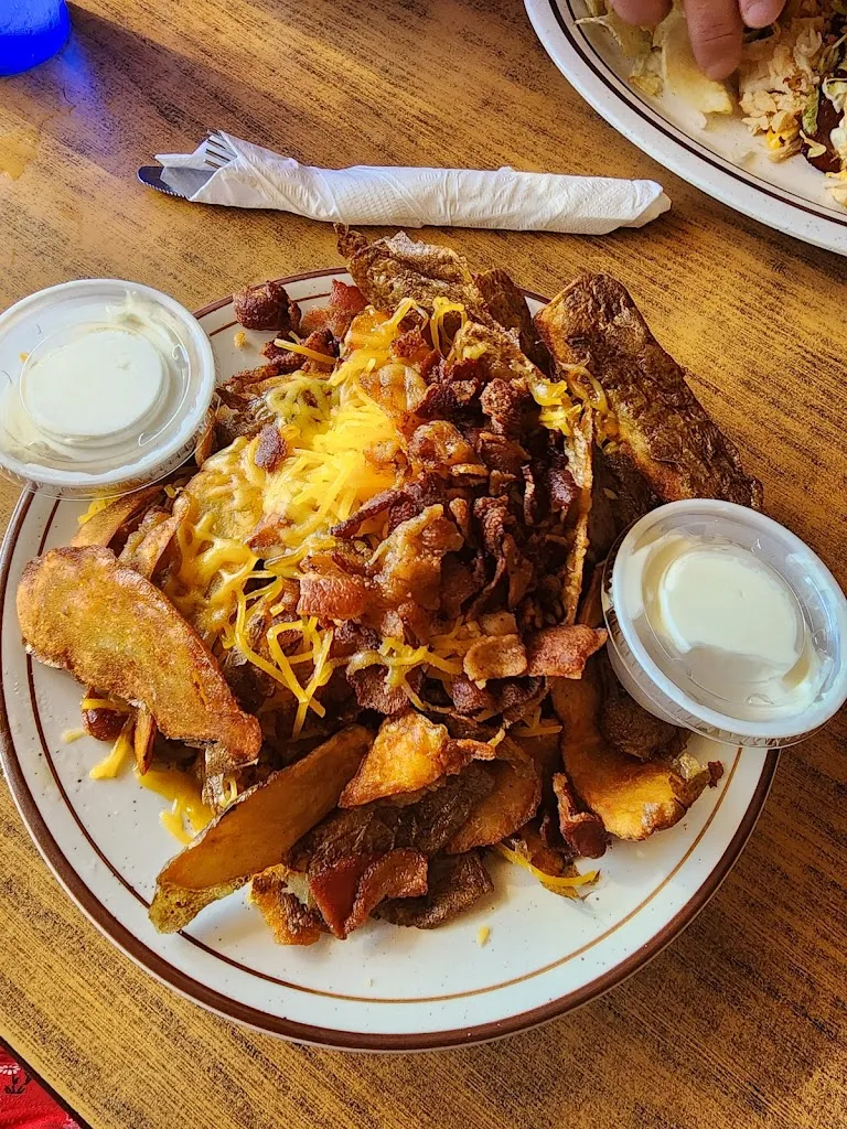 Meegan Ware_Studebaker's Country Restaurant_New Carlisle, OH_bewertung