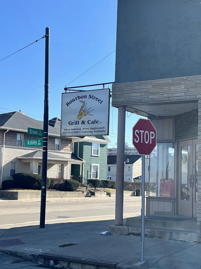 Bourbon Street Grill & Cafe restaurante en Dayton, OH