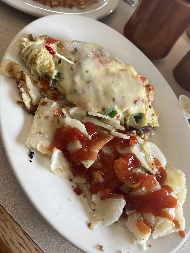 Jade Bolton_The Brunch Club_Dayton, OH_review