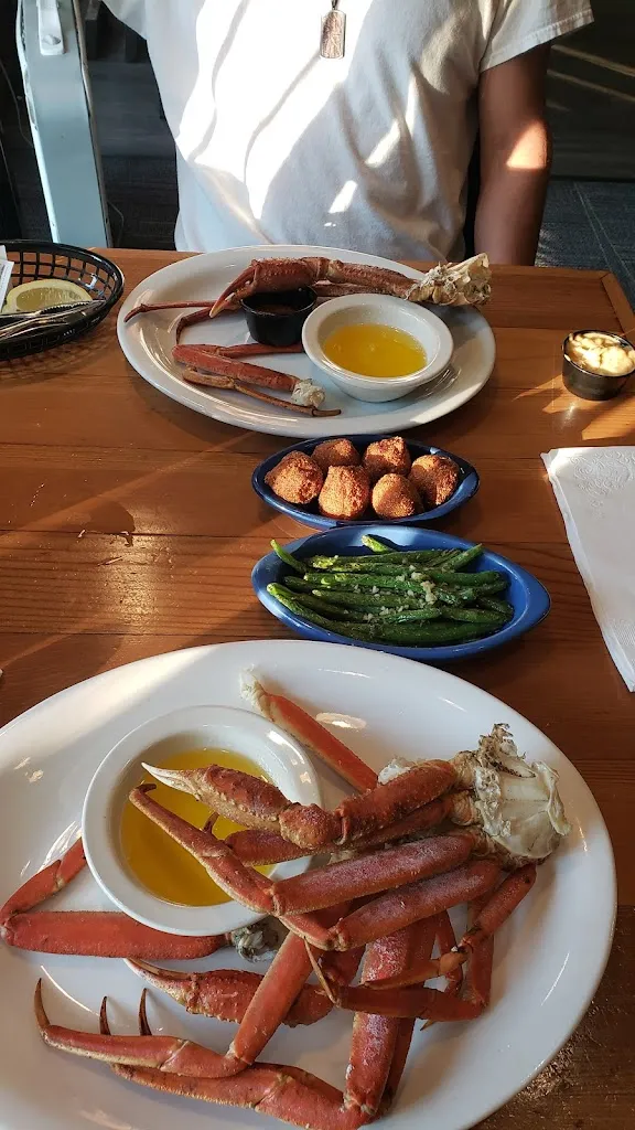 Michelle Taber_The Dock Food and Spirits_Enon, OH_review