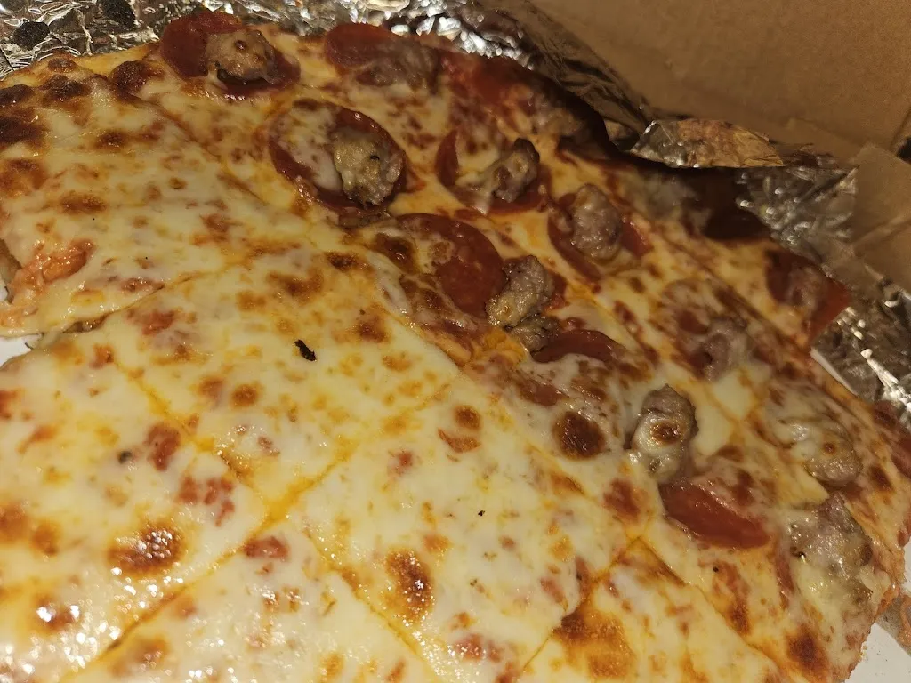 Benjamin Wipert_Enon Pizza & Company_Enon, OH_review