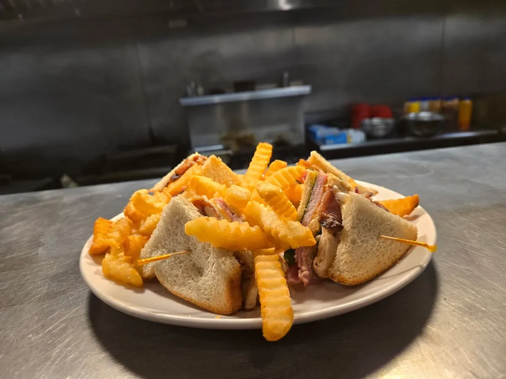 Legends Sports Pub & Grille_Fairborn, OH_slider_bild_2