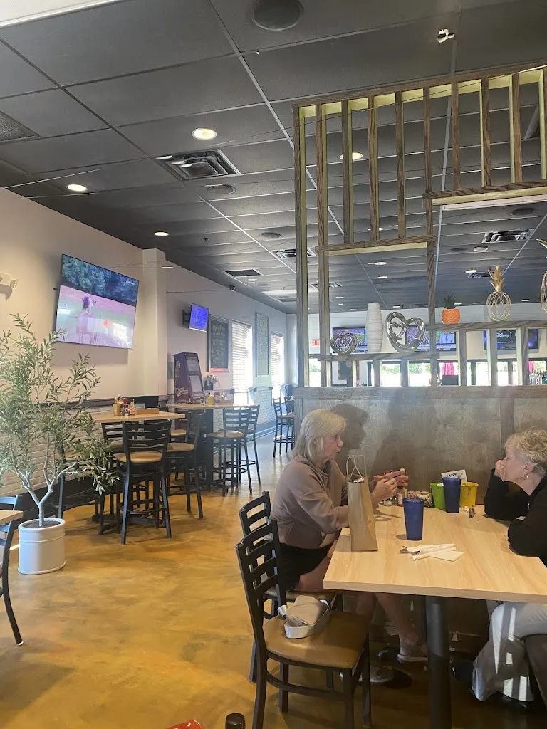 Erin Wilson_Twisted Citrus_North Canton, OH_review