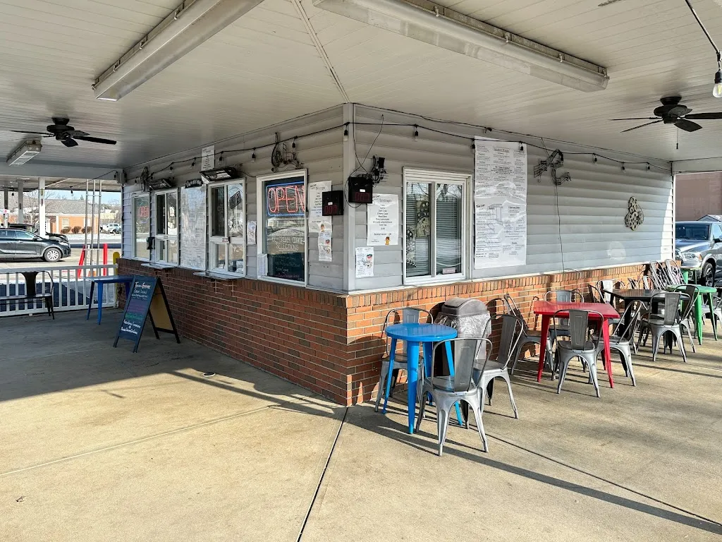 Thatsa Wrapp Shack restaurant in North Canton, OH