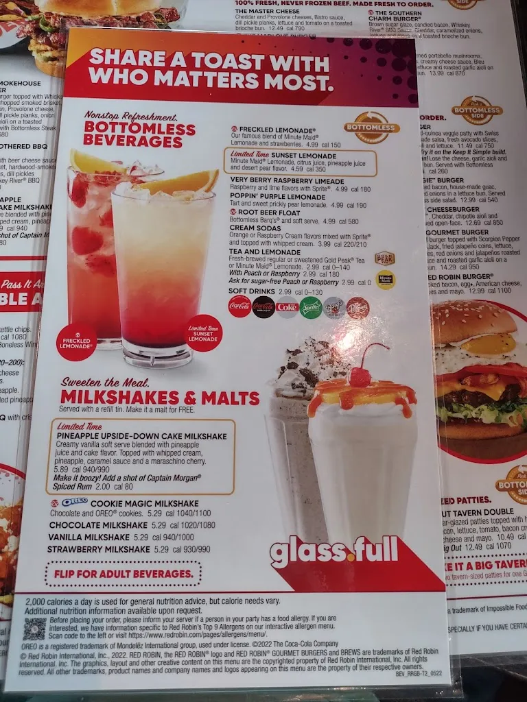 Red Robin Gourmet Burgers and Brews restaurant in Canton, OH