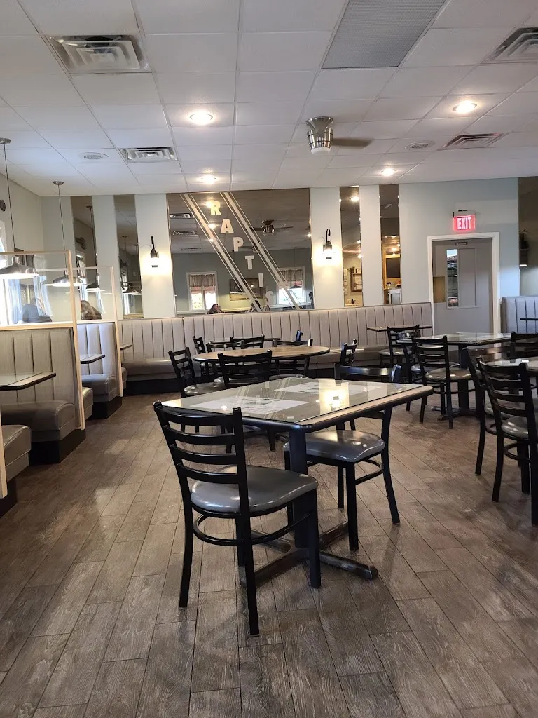 Raptis Family Restaurant ristorante a Warren, OH