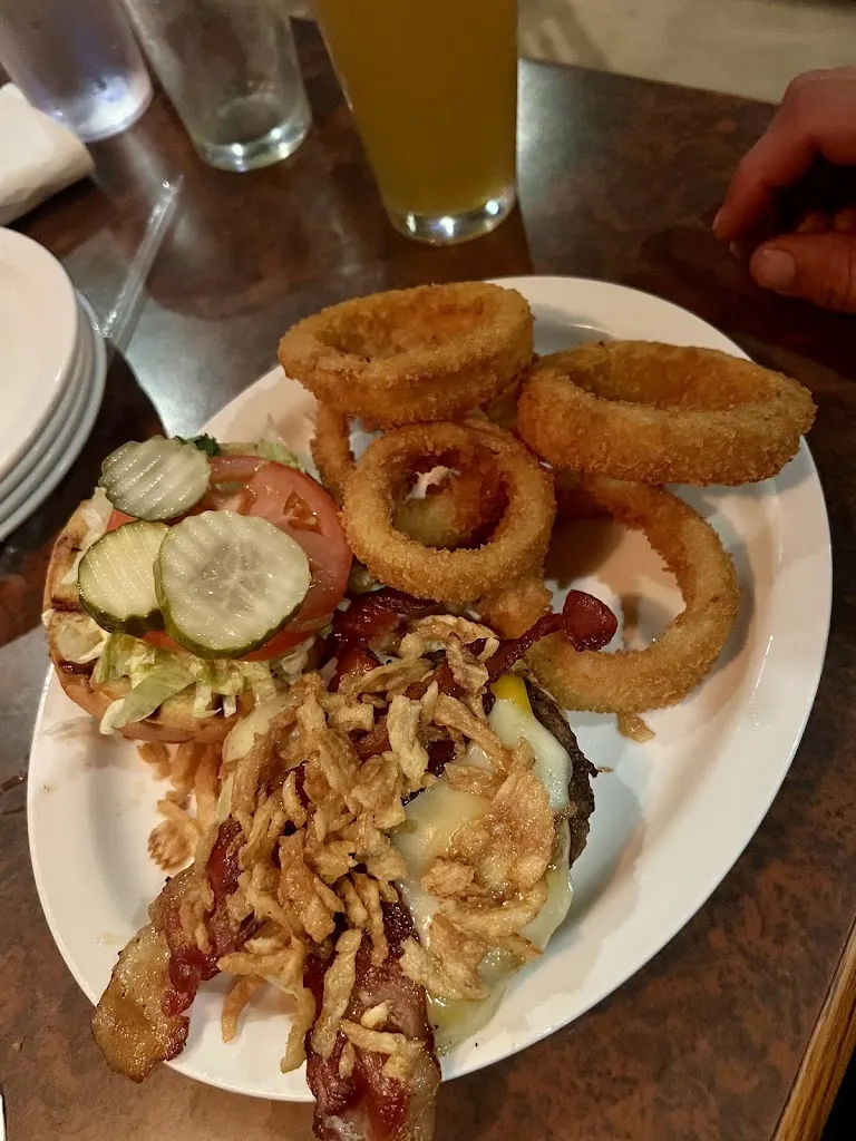 Danielle Criswell_Archers Tavern Kettering_Kettering, OH_reseña