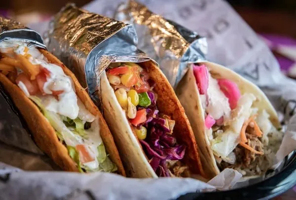 Condado Tacos_Cincinnati, OH_slider_imagen_2