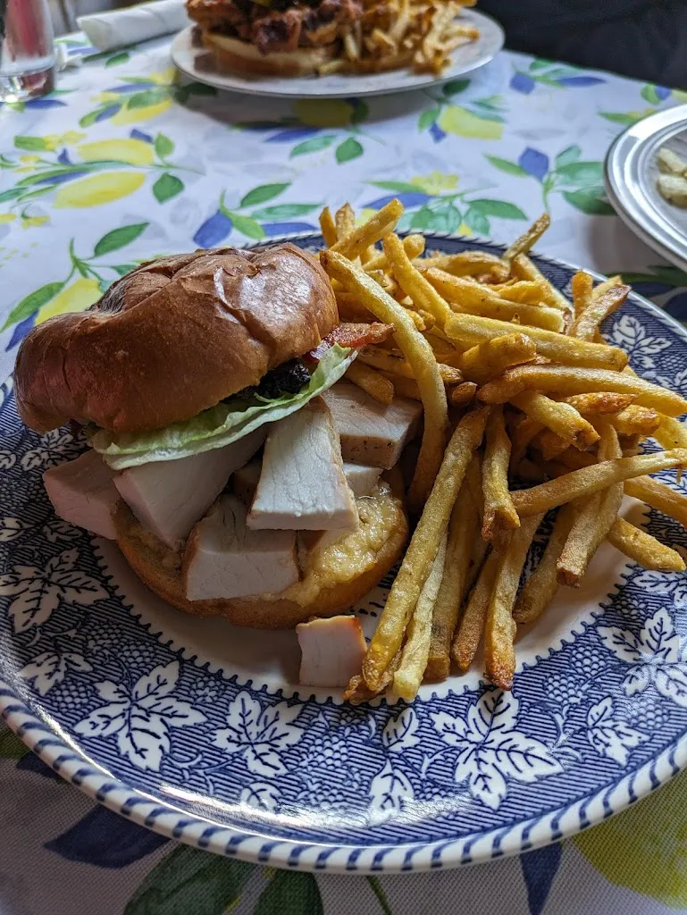 Sally G_The Adams Street Cafe ( Toledo, OH )_Toledo, OH_review