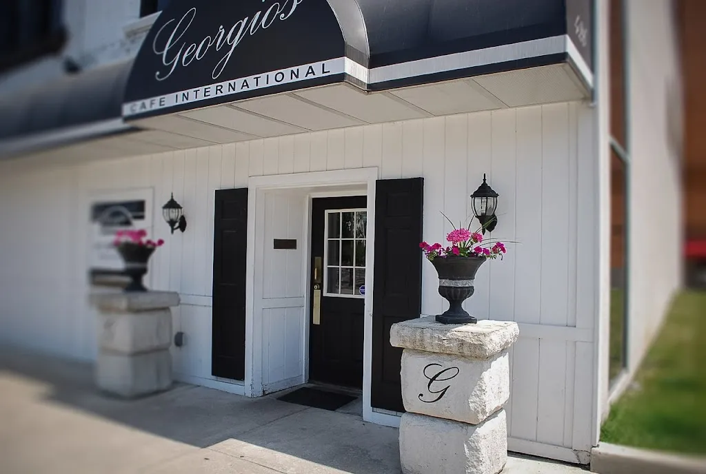 Georgio's Cafe International restaurante en Toledo, OH