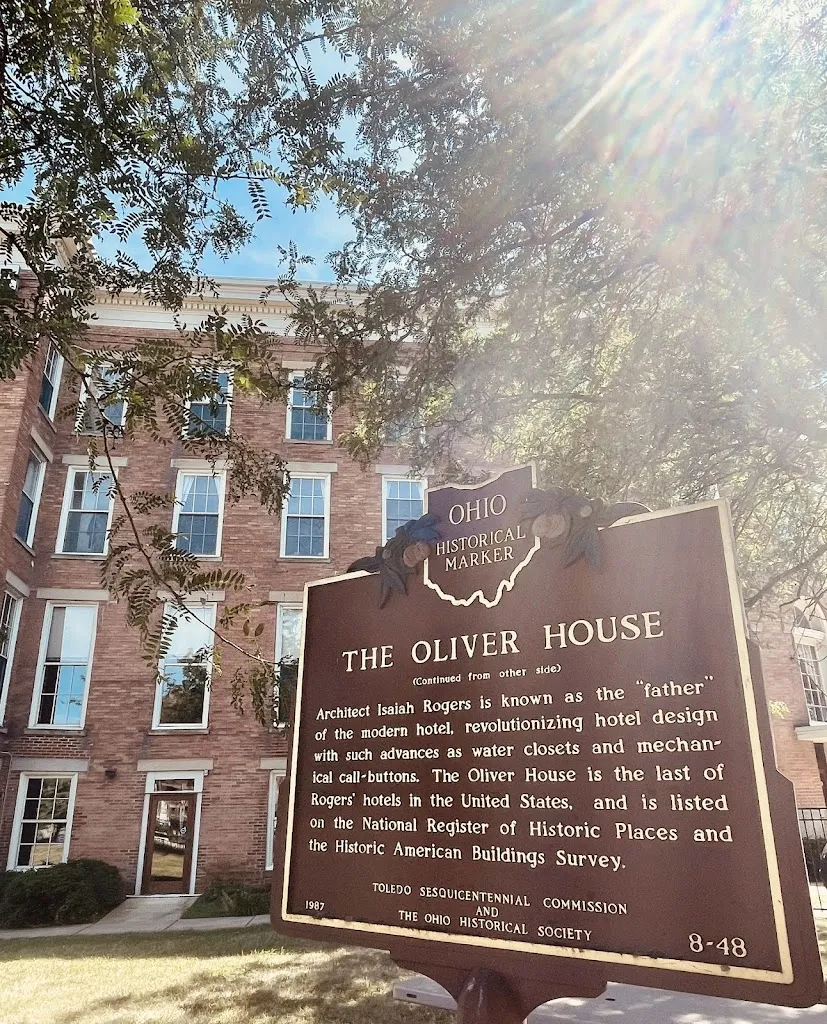 Walla Hatchee_The Oliver House_Toledo, OH_review