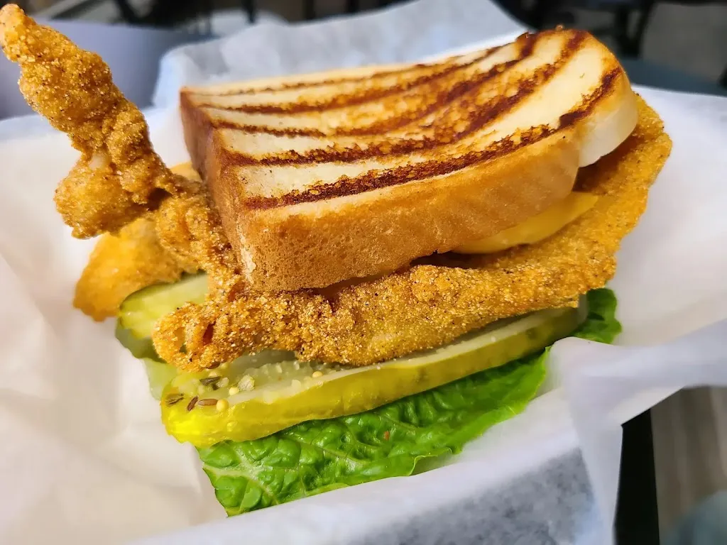 Bertha Mae's Kitchen_Toledo, OH_slider_imagen_2