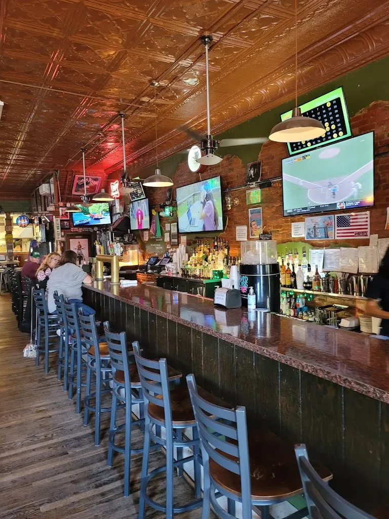 Mckelvey's Pub restaurant à Millersburg, OH