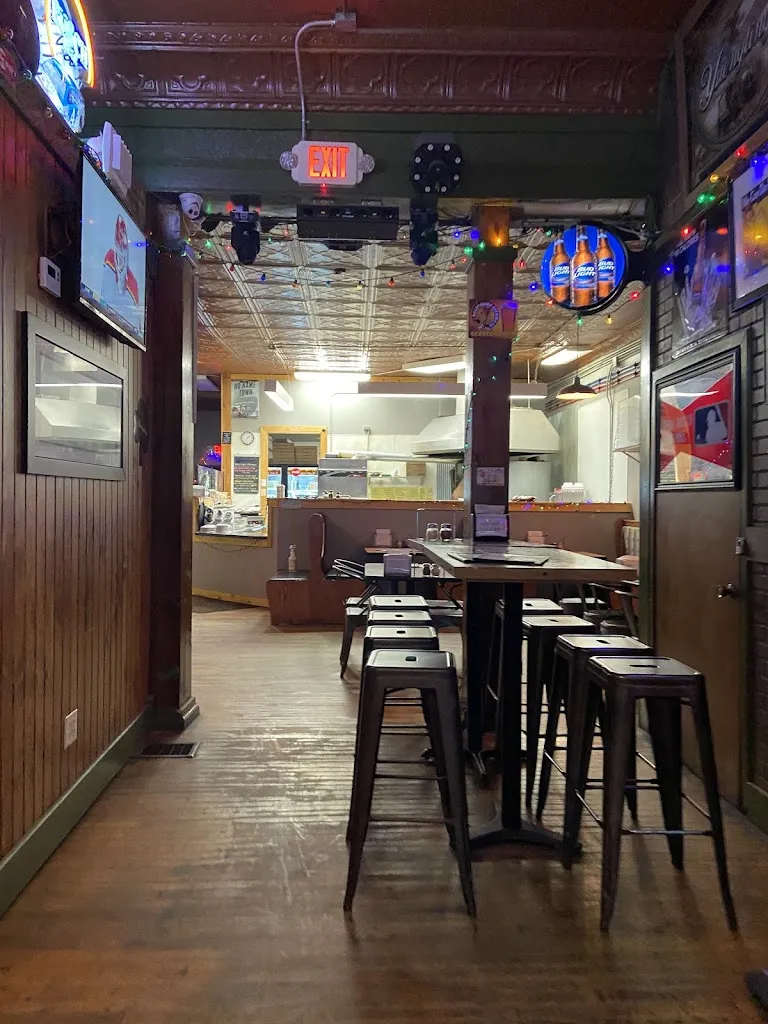 Mckelvey's Pub_Millersburg, OH_slider_image_3