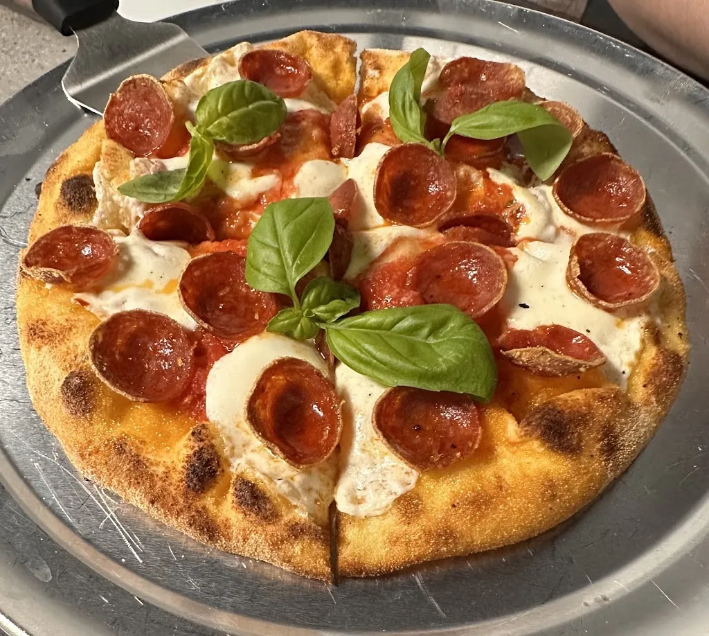 Laura White_Table Rock Pizzeria_Millersburg, OH_review