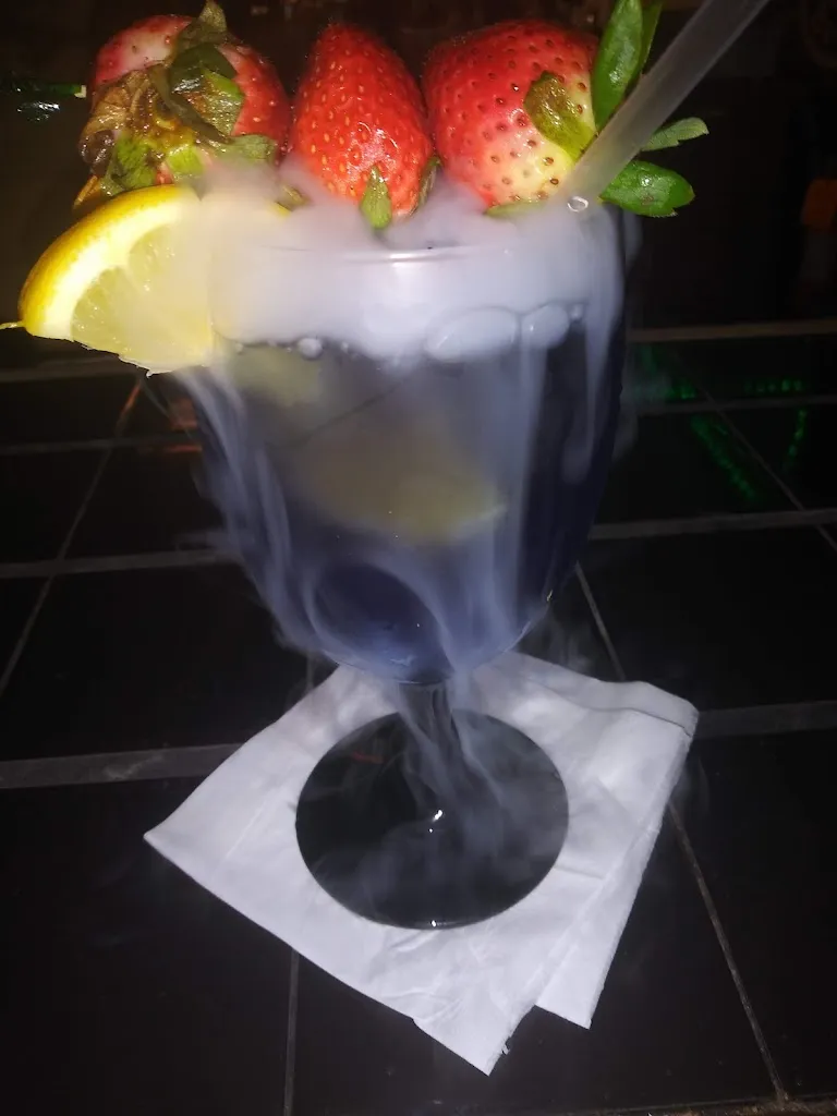 Camille Patton_Your Place & Mine_Cleveland, OH_review