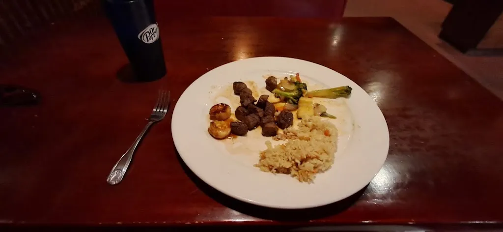 Matt Burks_Fuji sushi & steak house Japanese Restaurant_Sidney, OH_bewertung