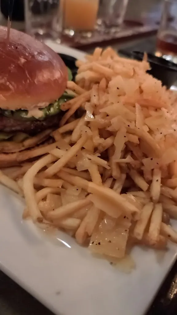 Rail Craft Kitchen & Bar - Strongsville_Strongsville, OH_slider_imagen_2
