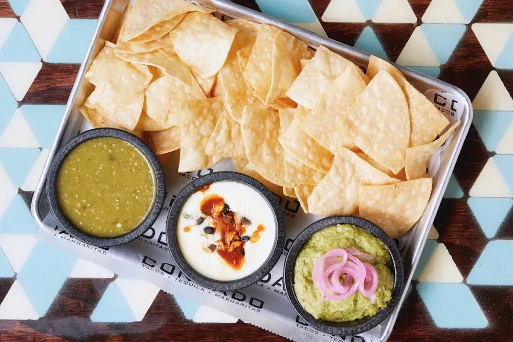 Condado Tacos_Strongsville, OH_slider_imagen_3