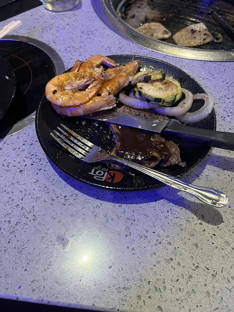 Krystal Ivy_KPOT Korean BBQ & Hot Pot_Strongsville, OH_reseña