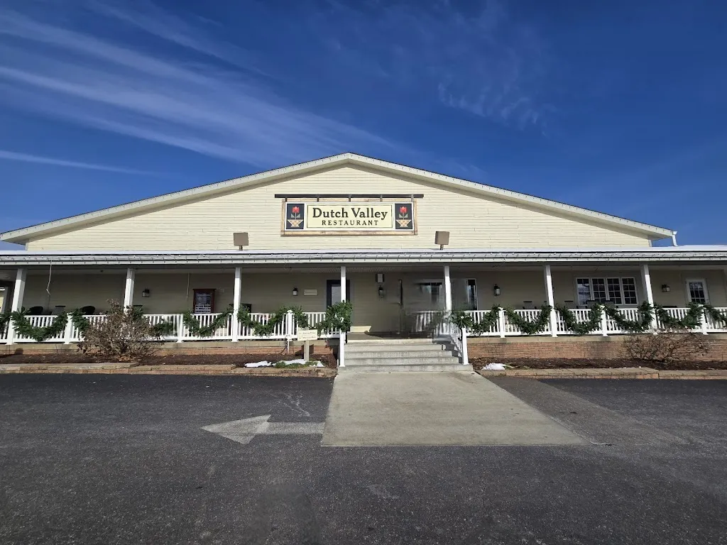 Dutch Valley Restaurant_Sugarcreek, OH_slider_image_1