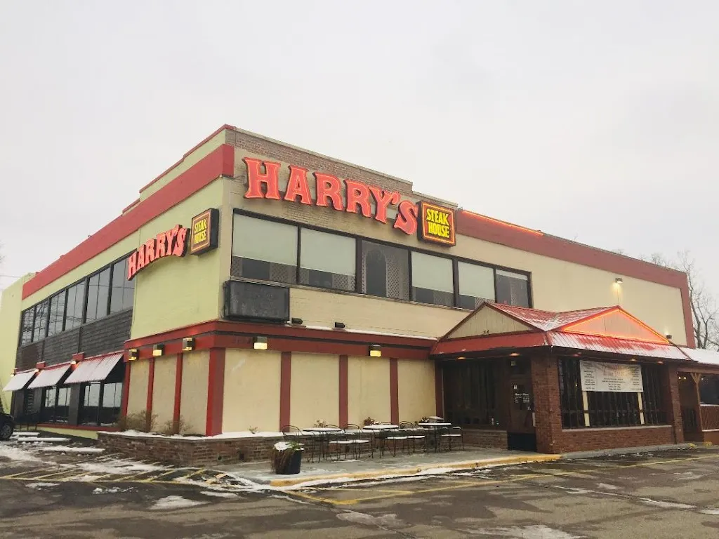 Harry's Steakhouse restaurant in Independence, OH