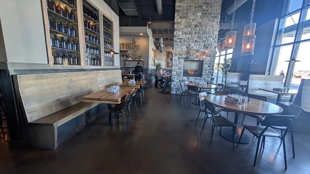 101 Craft Kitchen_Westerville, OH_slider_imagen_3