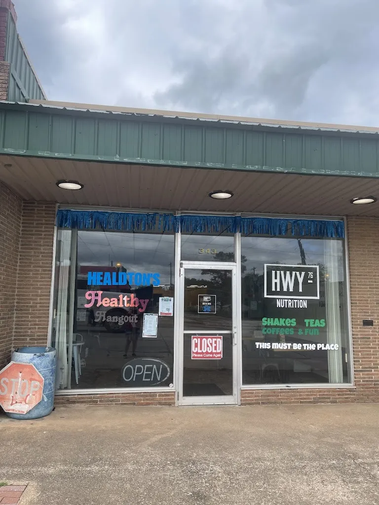 Glow Up Nutrition restaurant in Healdton, OK