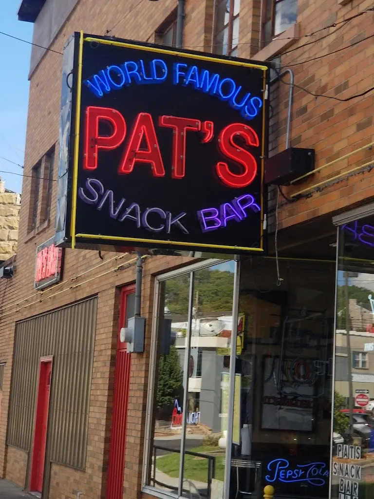 Pat's Snack Bar restaurant in Manchester, KY