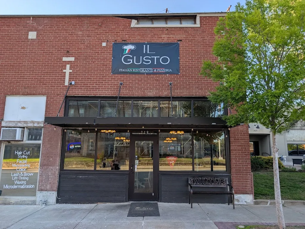 IL GUSTO Ristorante & Pizzeria restaurant in Sapulpa, OK