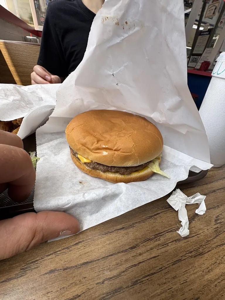 Jordan Adams_Happy Burger_Sapulpa, OK_bewertung