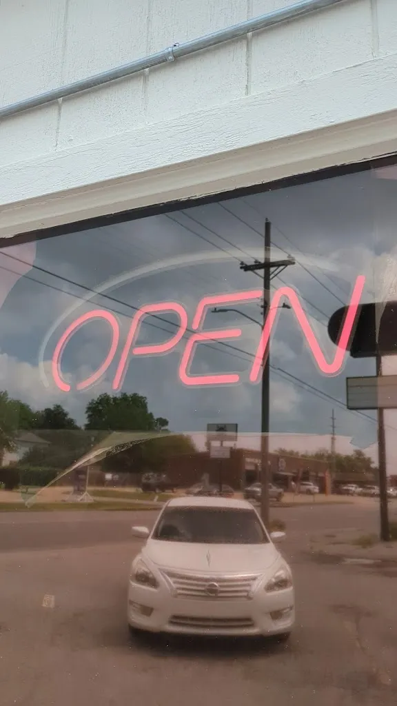 Andy Bantly_Happy Burger_Sapulpa, OK_review