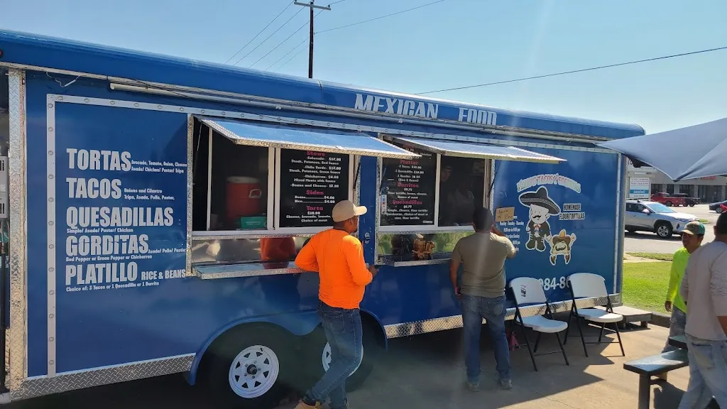 Velio's Tacos Y Gorditas restaurant in Sapulpa, OK