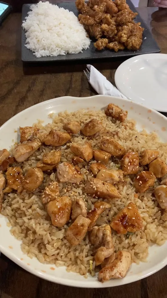 Lakehouse Sushi Hibachi & Grill_Eufaula, OK_slider_image_2