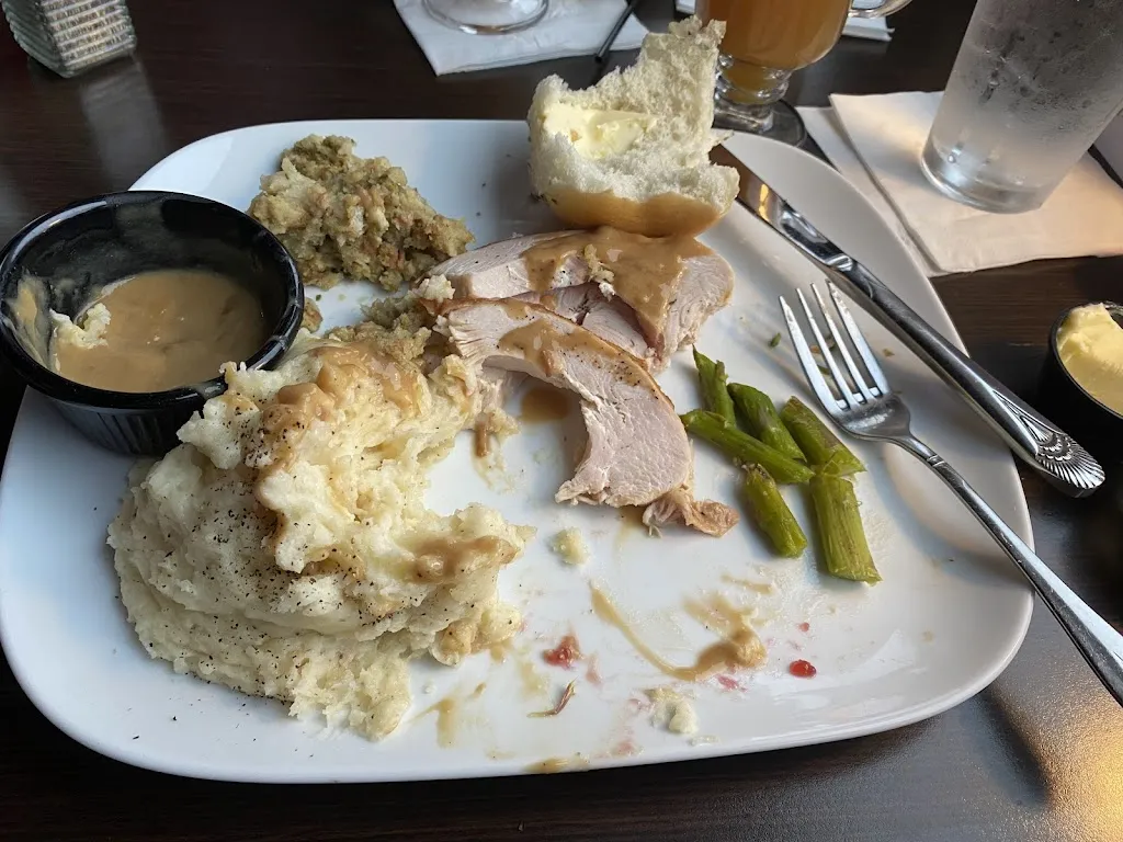 Dea_Inferno Lounge_Astoria, OR_review