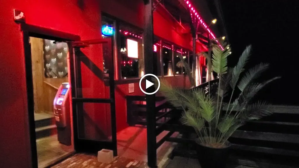 Inferno Lounge_Astoria, OR_slider_imagen_2