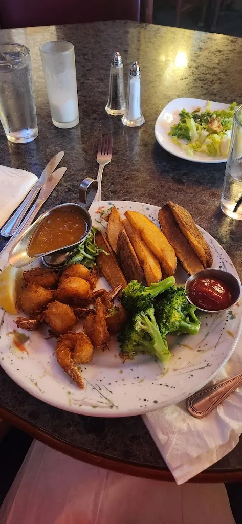 Brittany Worcester_Silver Salmon Grille_Astoria, OR_review