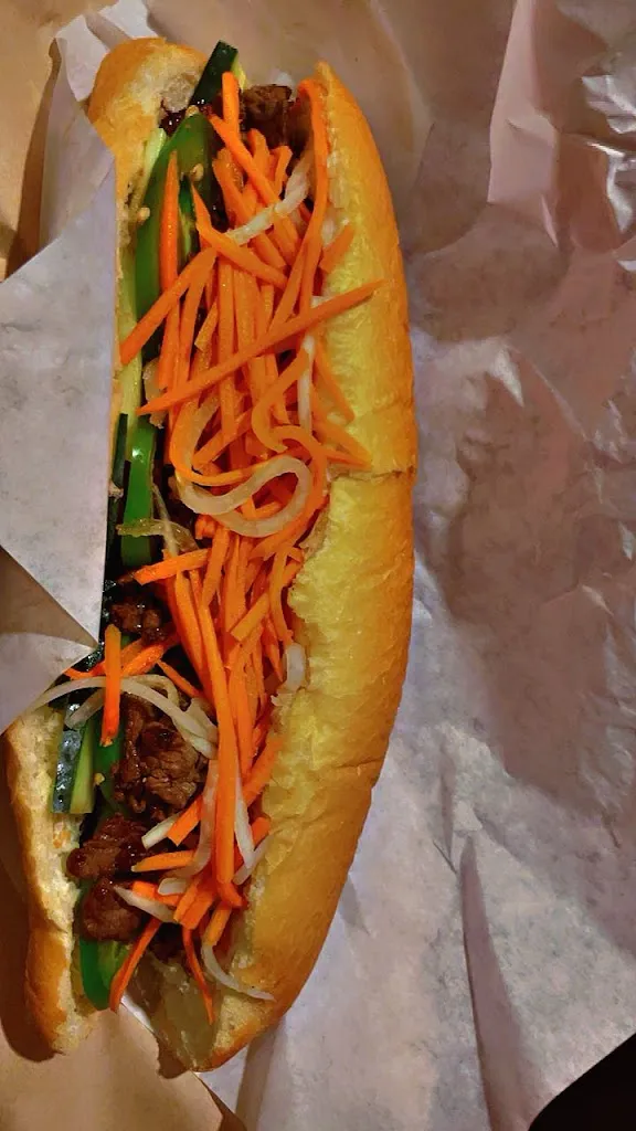 Dmitry Bahrt_Saigon Street Eats_Astoria, OR_review