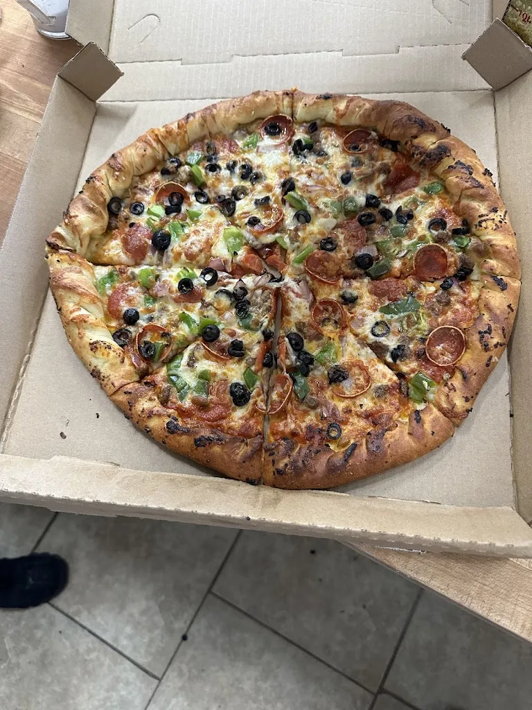 Old Astoria Pizza_Astoria, OR_slider_imagen_3