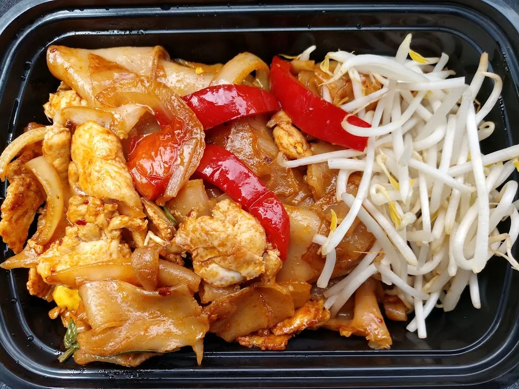 Jennifer Gibson_Bangkok Station Thai Street Food_Damascus, OR_review