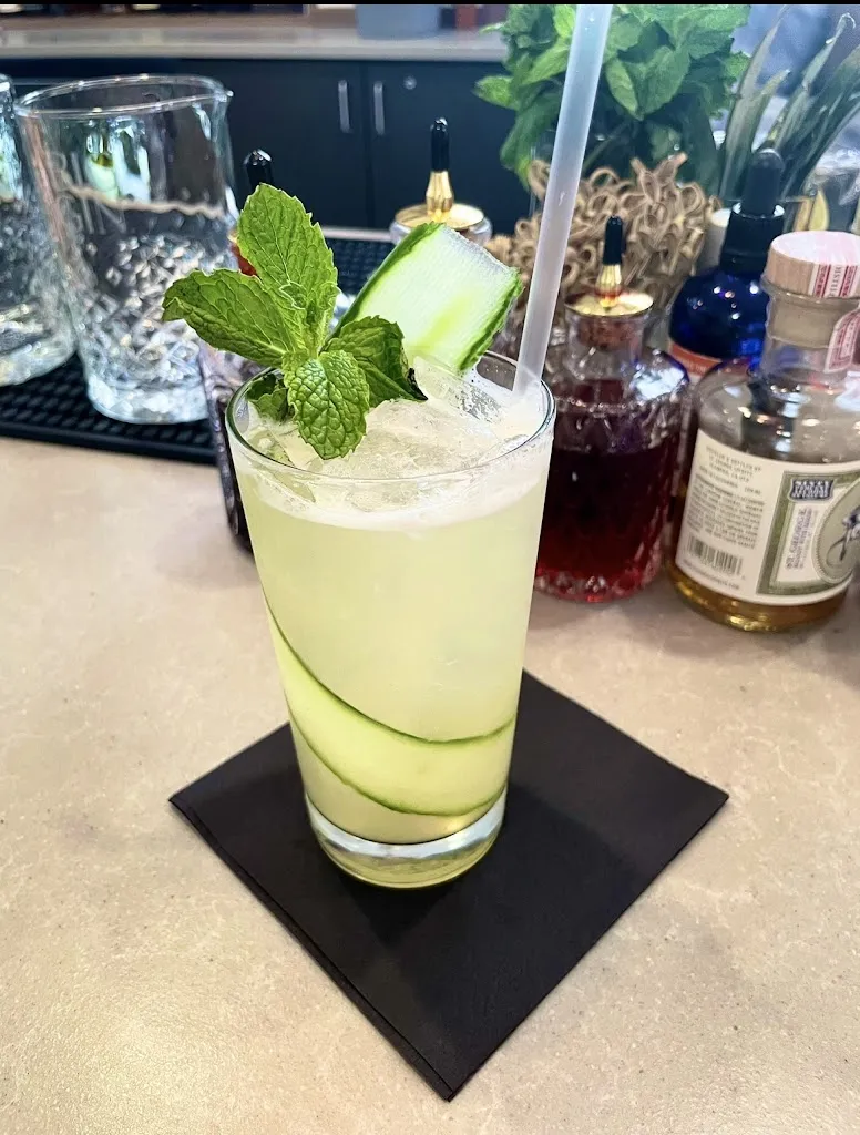 moriahzee_The Garden Bar & Restaurant_Lake Oswego, OR_recensione