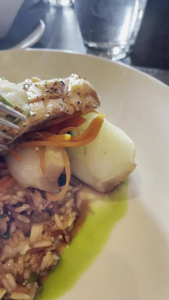 Five Spice Seafood + Wine Bar_Lake Oswego, OR_slider_imagen_2