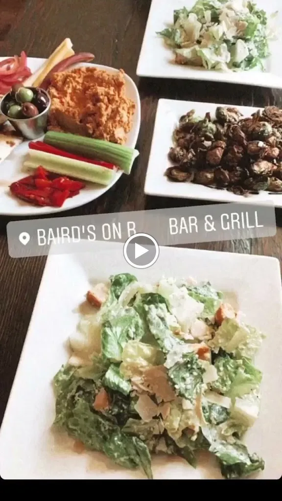 Baird's On B Bar & Grill_Lake Oswego, OR_slider_imagen_2