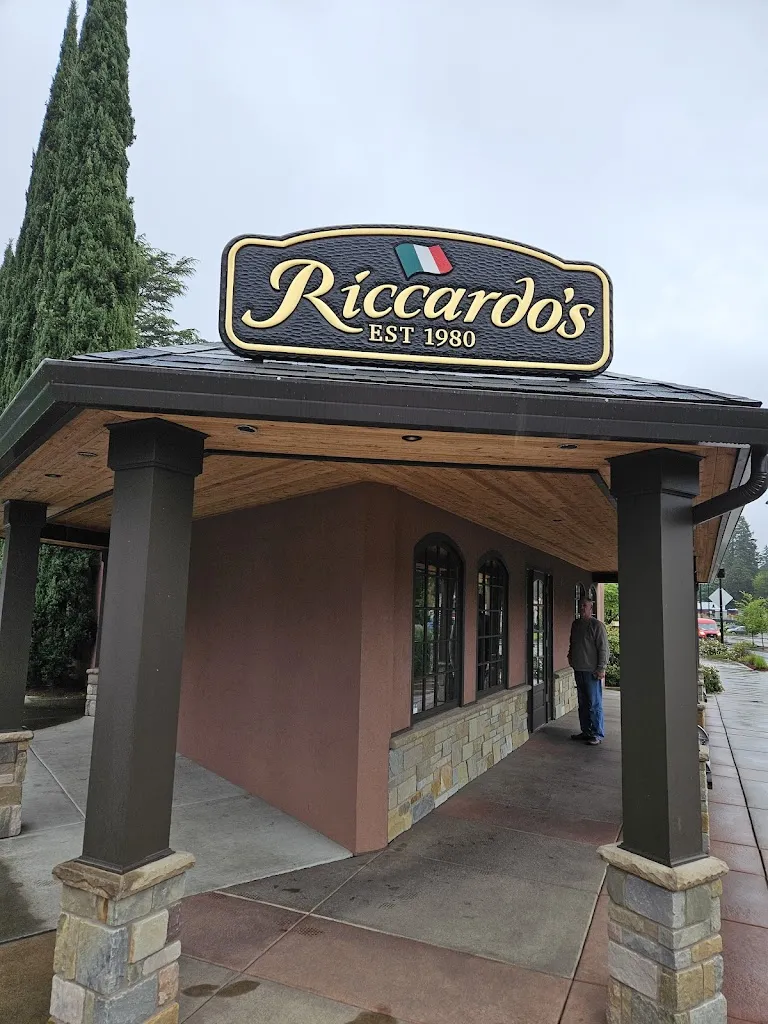 M Cuter_Riccardo's Ristorante_Lake Oswego, OR_review