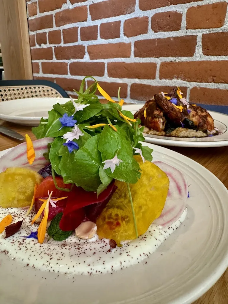 Grounded Table | Farm-to-Table Dining_McMinnville, OR_slider_imagen_3
