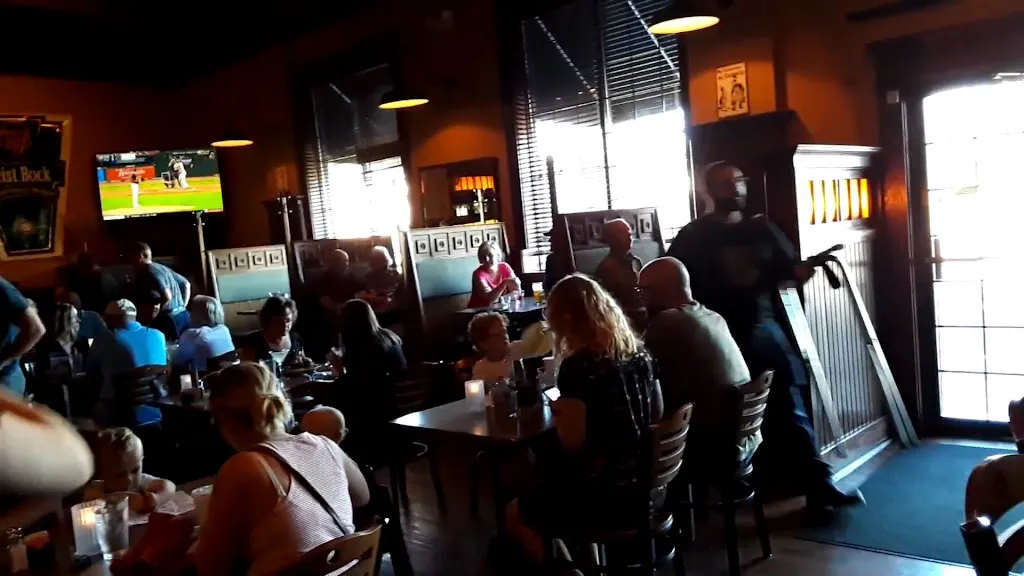 Golden Valley Brewery & Restaurant_McMinnville, OR_slider_imagen_2