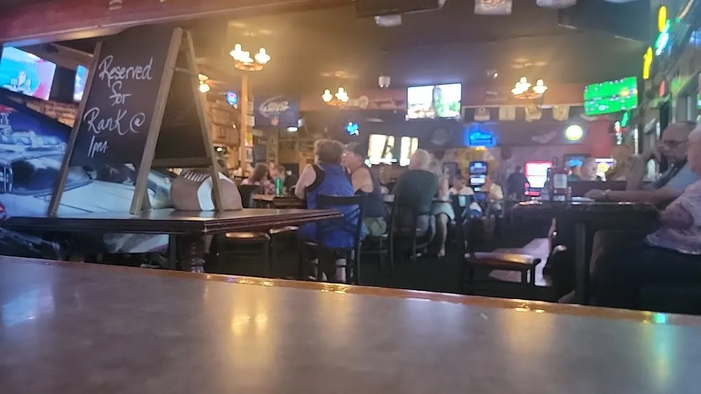 Ranch Tavern_Oak Grove, OR_slider_imagen_3