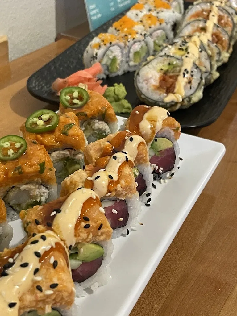 Alisha Hale_Siam Sushi_Troutdale, OR_review